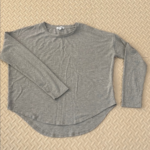 Kensie Long sleeve Top - Picture 1 of 5